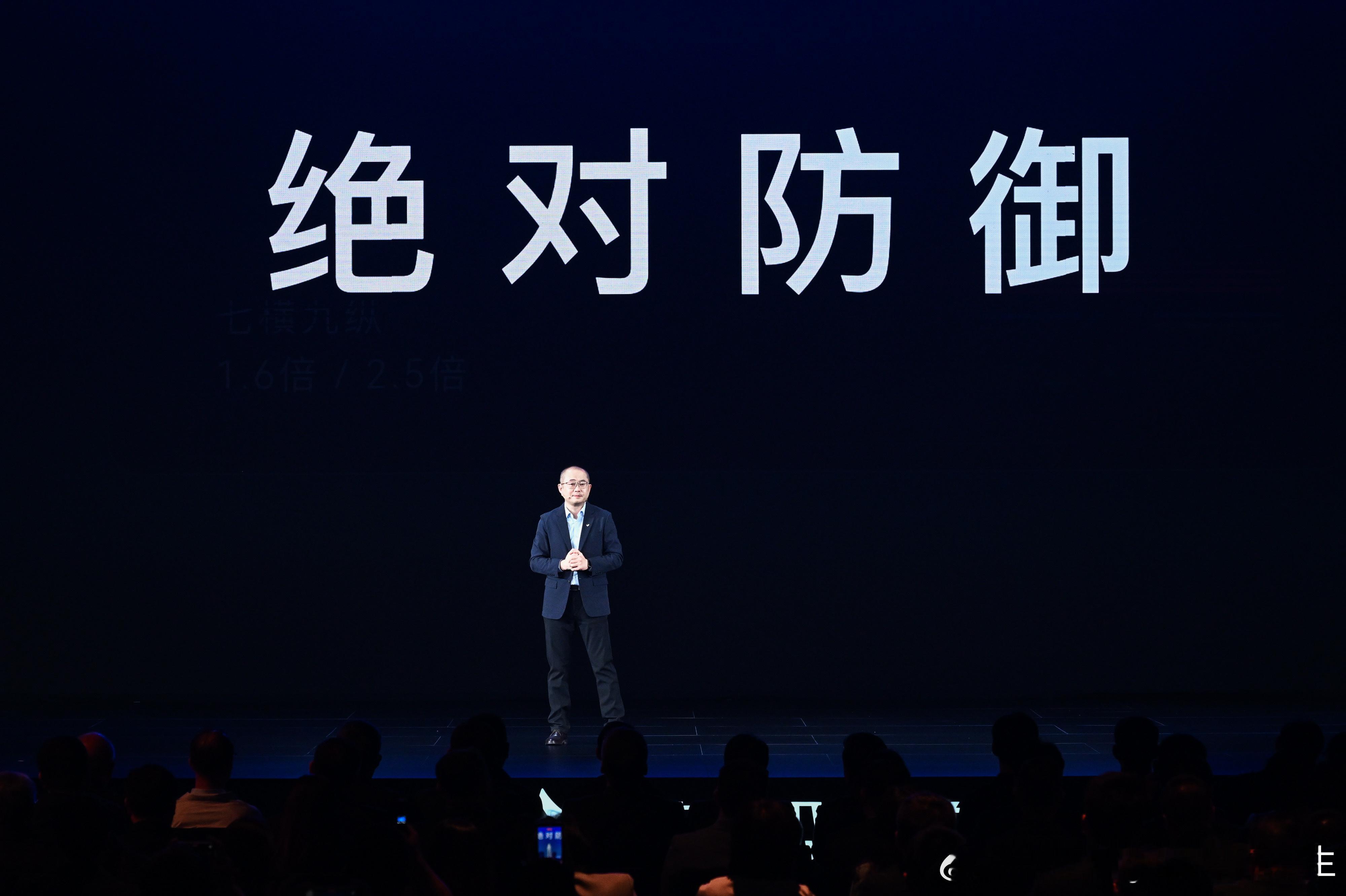 MPV欠大家一个防滚梁对于MPV来说，怎么把安全做的完善都是不过分的。因为MPV