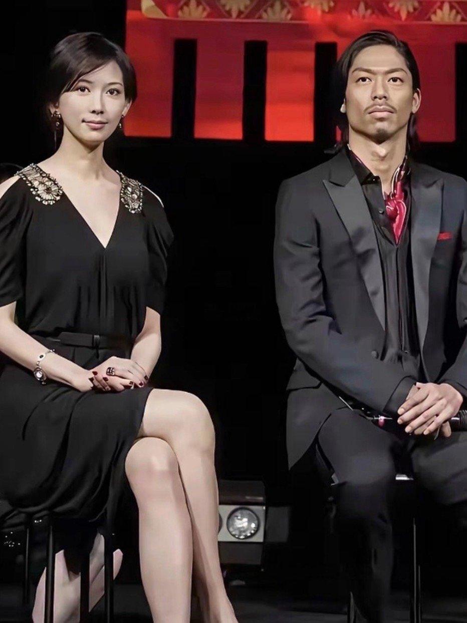 到现在也不明白她喜欢他什么呢？ 