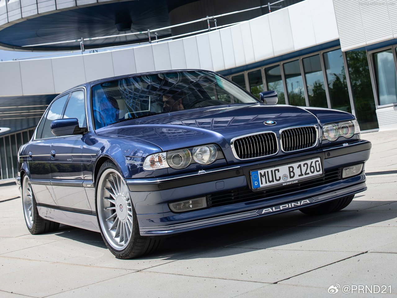 430马力、极速291kph的Alpina BMW B12 6.0 E38。以如