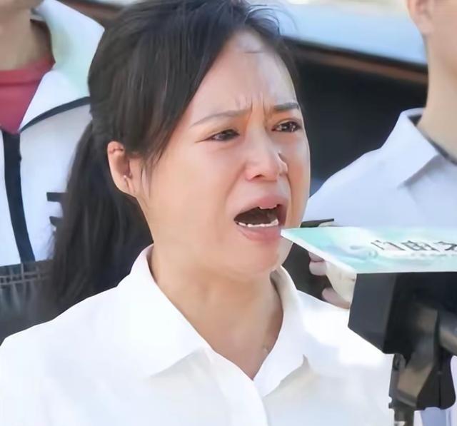 “中国越制裁我，我就越反华！” 这话谁说的？一个被吊销执照、冻结账户、踢出律师圈