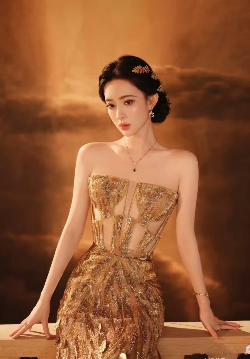 🐧星光大赏女明星出图，孟子义 陈都灵 邓恩熙 张淼怡 吴昕 张萌 徐梦洁 白鹿