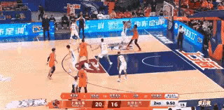 上海久事外援怀特塞德真是太残暴了！在今天上海久事主场迎战北京北汽的季后赛半决赛G