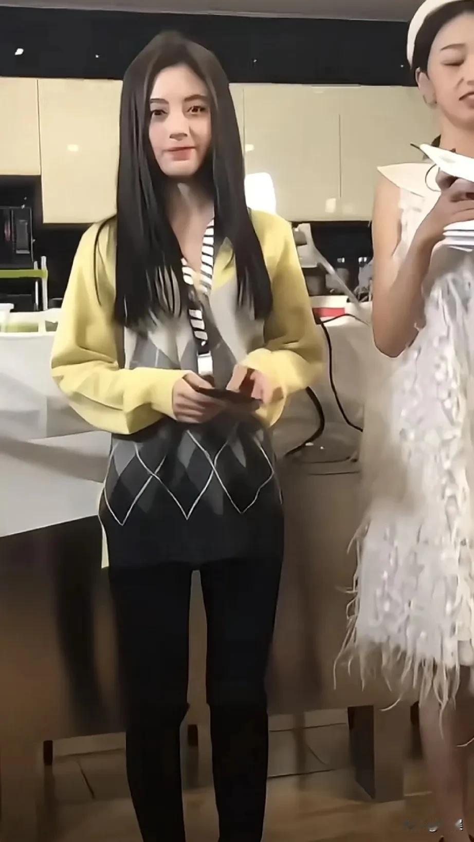 鞠婧祎