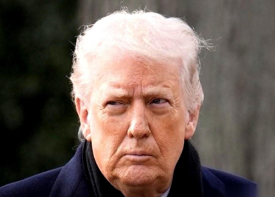 老黄要来了，赶在咱们过年的时候。
听说，专门为我们“定制”的那款芯片，卖得不怎么