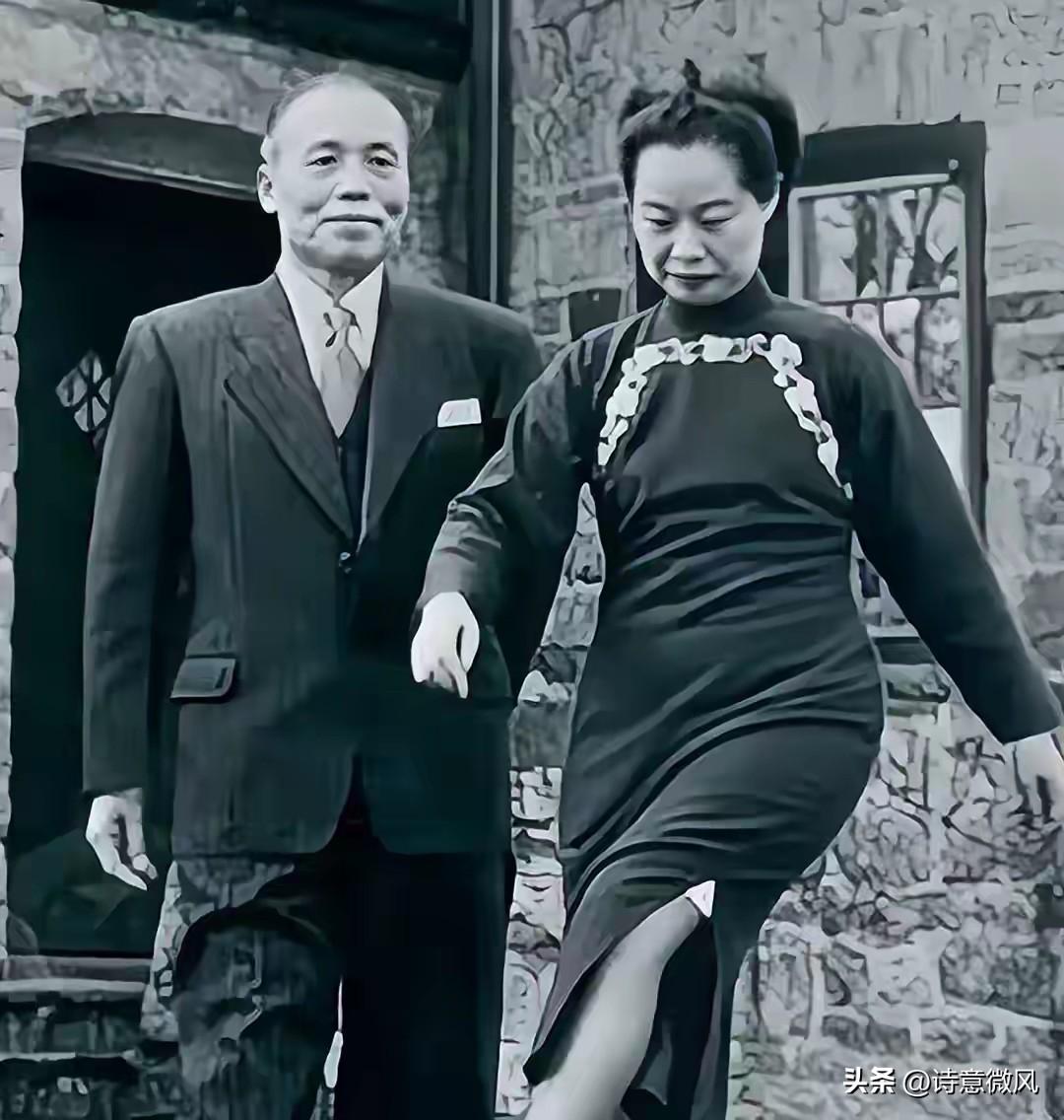 李宗仁长子李幼邻，在百岁宴上痛哭：父娶妾，我母亲守活寡70年。
 
1990年的