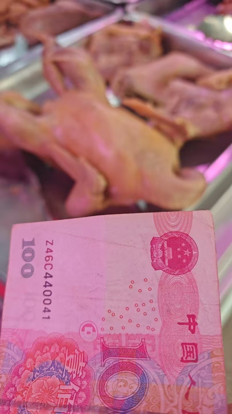 看破不说破，是最后的修养，却也是痛苦的根源 