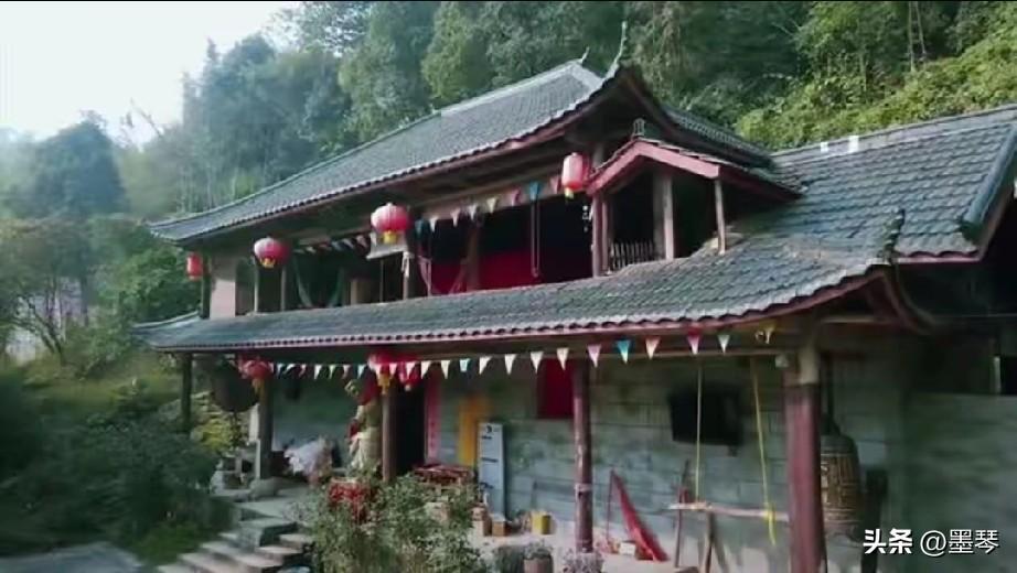 给大家推荐一个宜宾这个宝藏打卡地，宜宾太极观！[比心]


终于见到了活在现实里