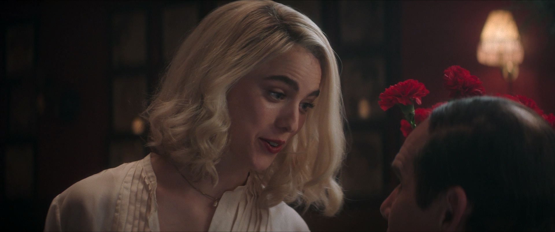 《蓝月亮》（2025）里的玛格丽特·库里本片也是伊桑·霍克的首部奥斯卡影帝提名之