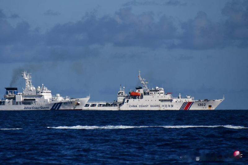 中方海警带炮入钓鱼岛，日本：他们一边宣扬北京主张，一边逼近日本船


3月17日