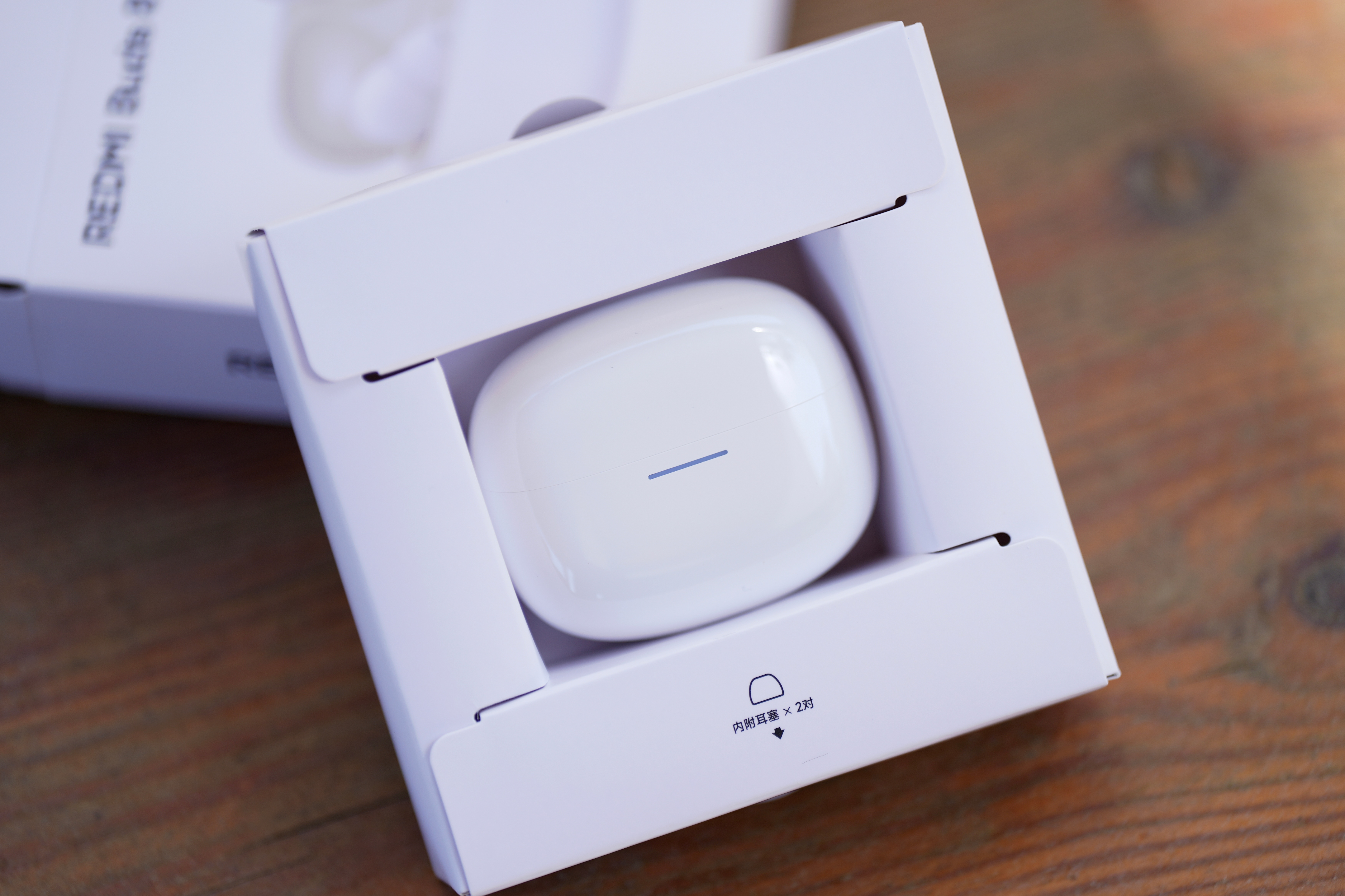 REDMI Buds 8这款蓝牙耳机我用了几天了，给大家汇报一个小的体验感受，首