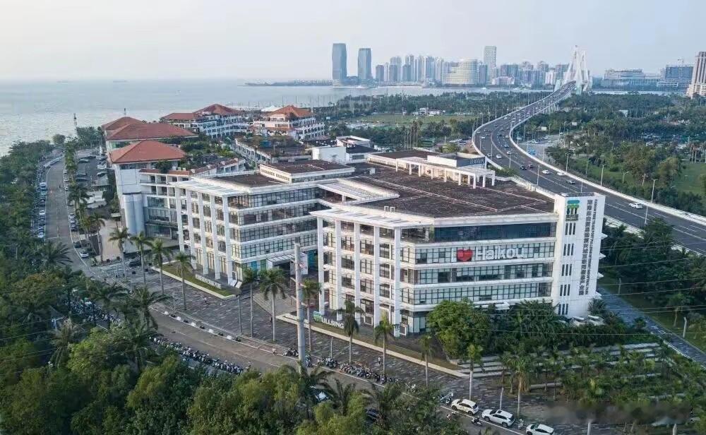 海南封关：开启本地居民的“幸福跃升”新篇章

2025年12月18日，海南正式封