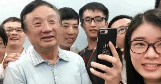华为又放大招！三位顶尖牛人悄无声息官宣离开，赵立晨、周顺波、朱森华三人统一在 5