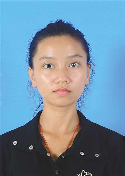 半生守护，不离不弃！95后女孩赖燕珍用柔弱肩膀扛起苦难之家
 
赖燕珍，1995