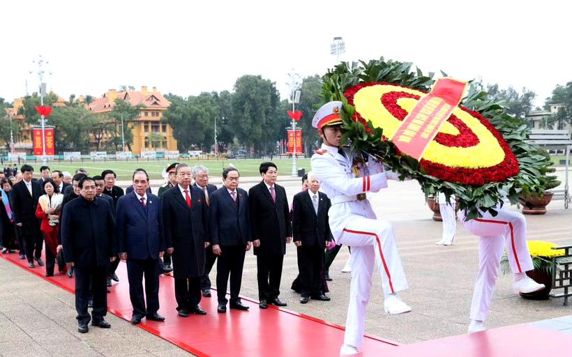 越南庆祝首次全国普选80周年。
国会主席强调，越南1946年首届普选的胜利牢固并
