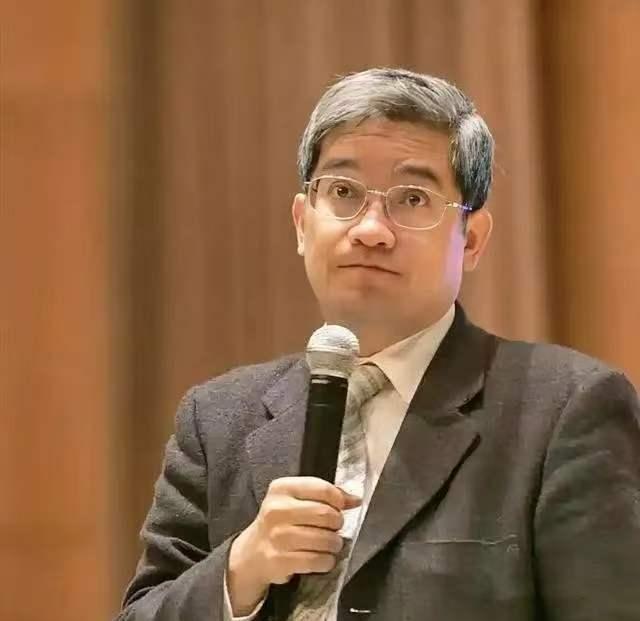 一位经济学家说：“现在最严重的问题，已经不是00后不结婚，90后不生娃，而是生娃