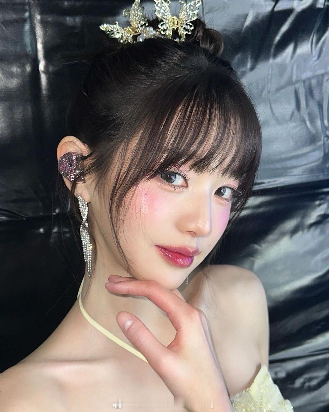 张元英ins晒照，甜美可爱又酷飒帅气～ ​​​