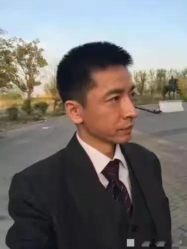 中戏表演系主任王鑫涉嫌受贿招生“过保费”这事，真是让人惊掉下巴。2026年2月1