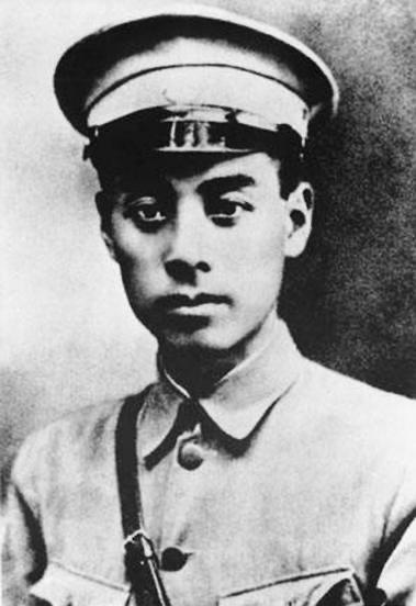 南昌起义纪念塔意义非凡。1927 年南昌起义，打响了武装反抗国民党反动派的第一枪