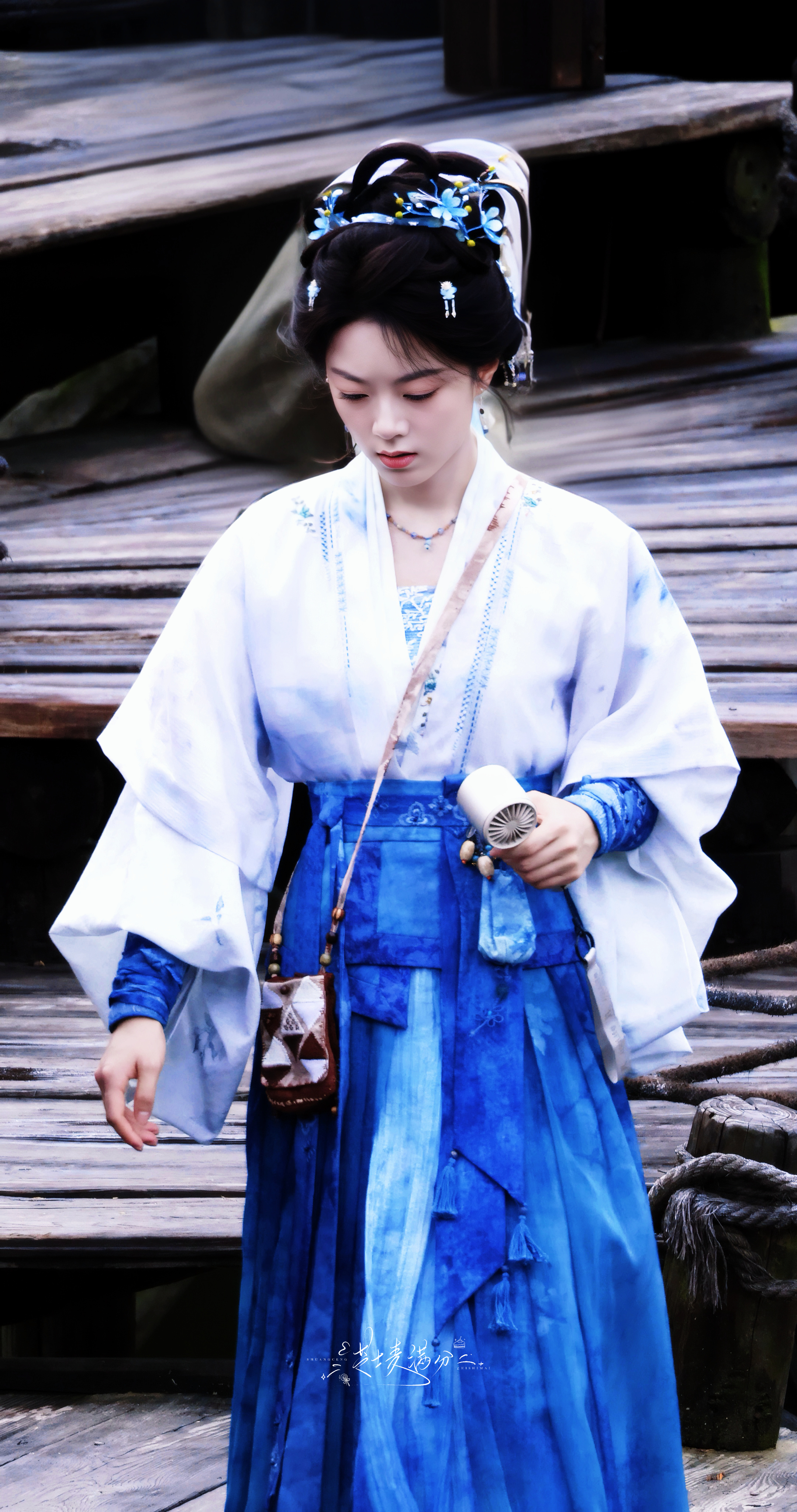 魏大勋赵今麦 hi6🌾赵今麦躺在王安宇的怀里徐迟我妈咪，楚听雨我女鹅[爱慕]​