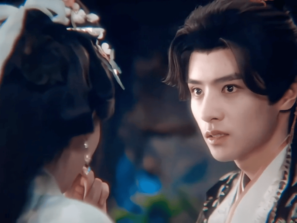 仅用0秒又爱上邓孝慈演的病娇 坐轮椅出场那刻我就心软，结果被权谋操作帅到！病娇这