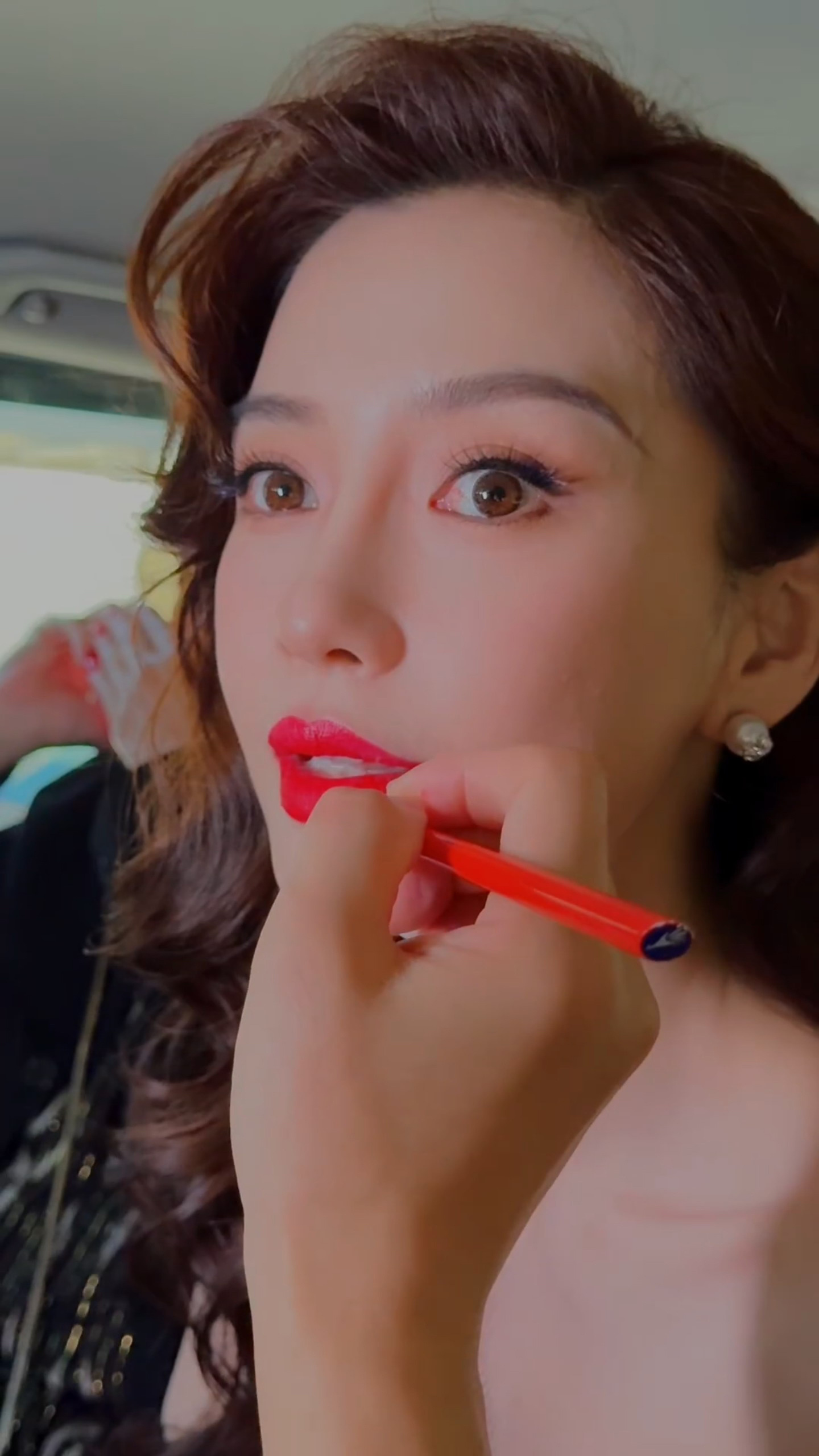 杨颖baby的红唇怼脸也是甚为权威呀 ​​​
