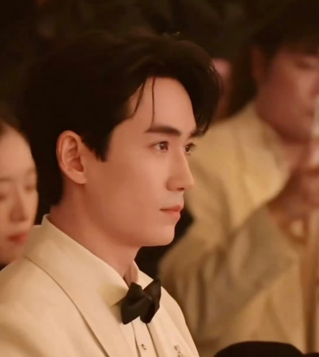 朱一龙美人影帝的含金量朱一龙澳白珍珠般的绝世容光啊啊啊啊啊啊啊朱一龙澳白珍珠般的