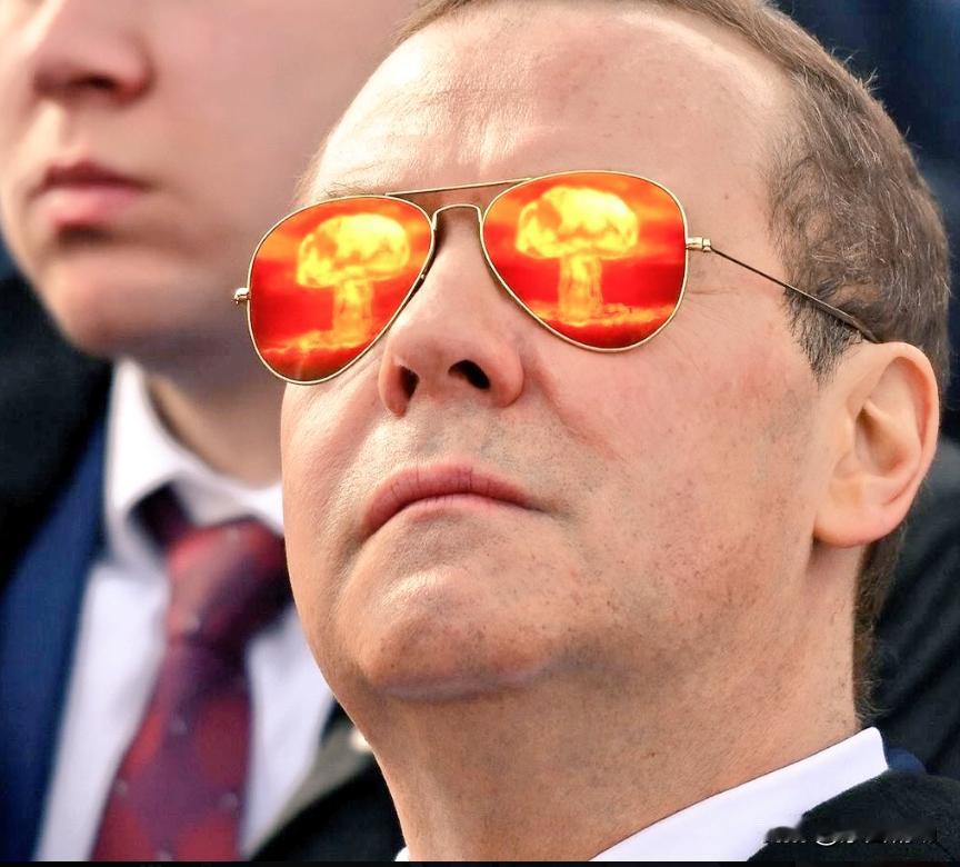 梅德韦杰夫：如果英国和法国的核技术被转让给基辅政权，俄罗斯将不得不对乌克兰、英国