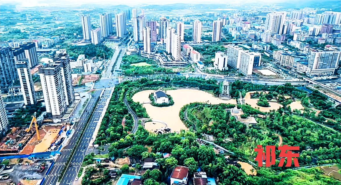 关于祁东西区的公路发展，个人还是有一个很明确的观点。就是将从祁东西区的太和堂，经