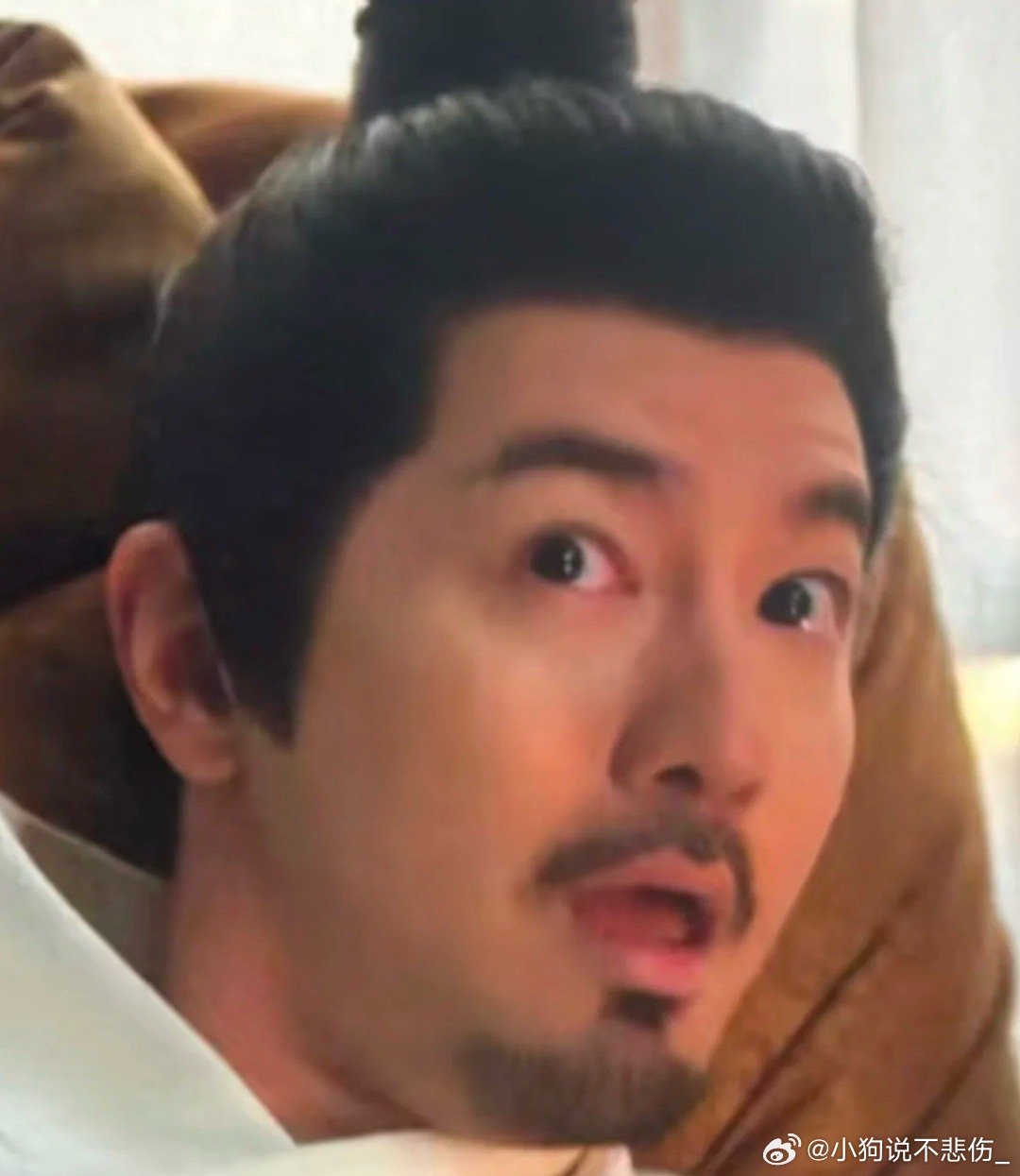 庄之甫，月底了，快起来平账怎么能躺着，快来加班啊藏海传｜ ​​​