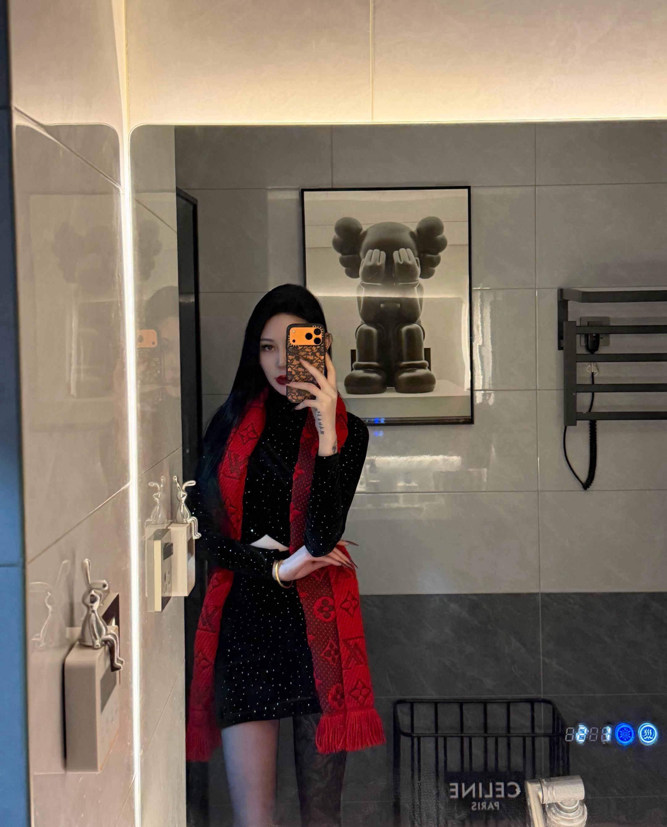 端人碗才受人管 不端你碗 滚远点