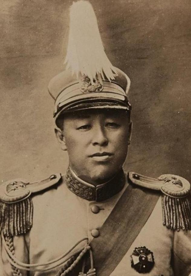 1948年锦州解放后，解放军抓住了正在处理财产的张作相，将其押到了军营里，等待上