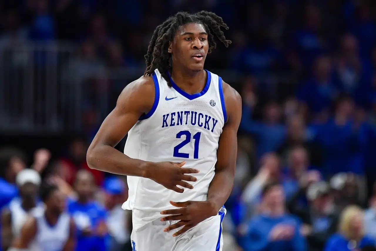 💪Siegel：马刺新秀昆坦斯右膝手术成功，复出时间尚未确定据NBA记者Bre