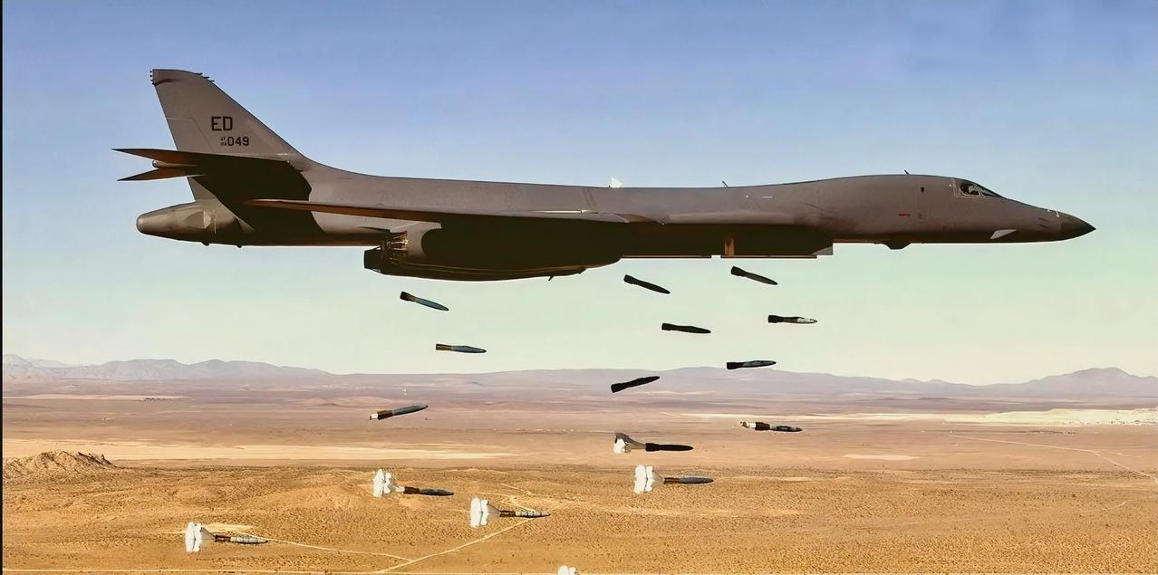 这张图是美国空军B-1B“枪骑兵”可变后掠翼超音速战略轰炸机，这是美国研发的第二