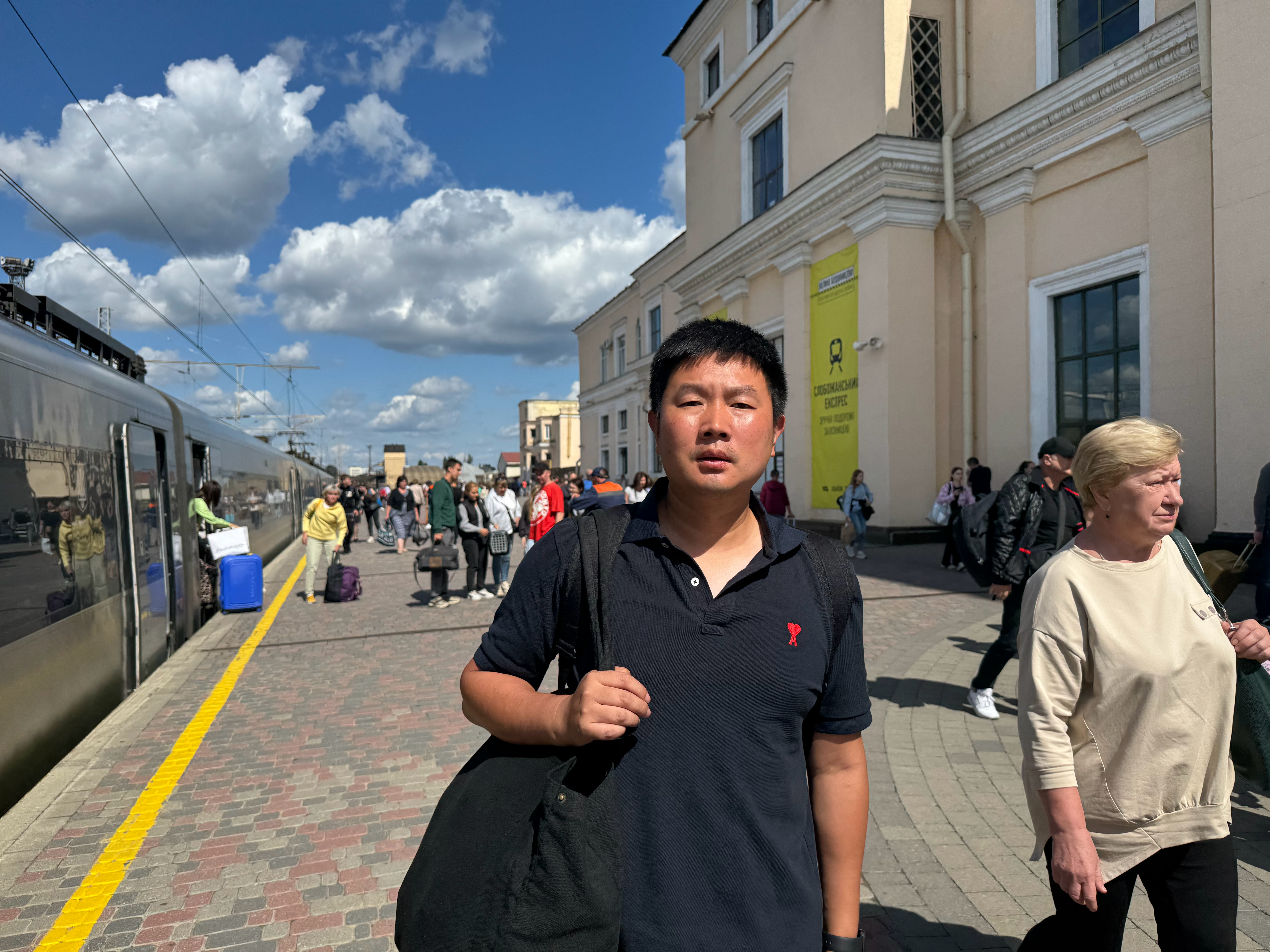 乌克兰UA  那些犯了错的人，至今仍逍遥法外。他们不仅不需要承担任何后果，还能在