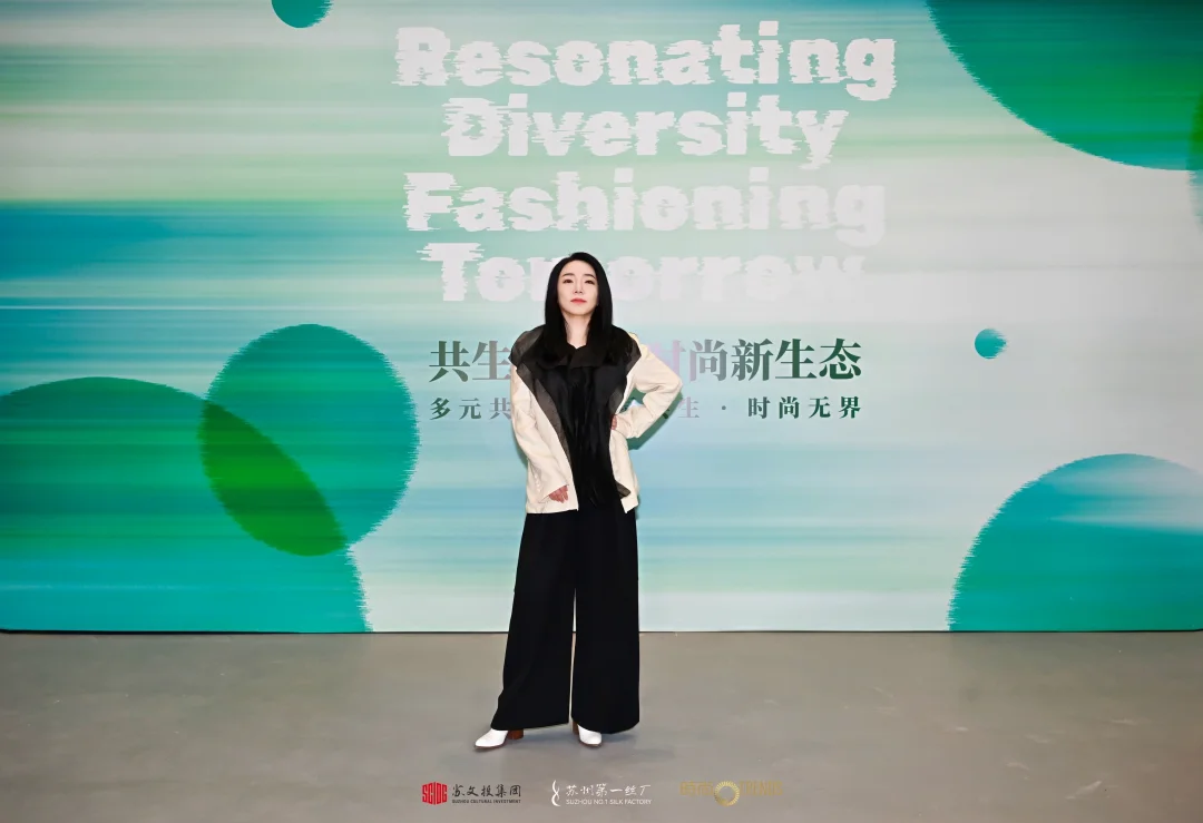 苏一丝厂很美，老师们的分享也很有启发性，愉快而幸运的相会，感谢时尚集团的邀约。