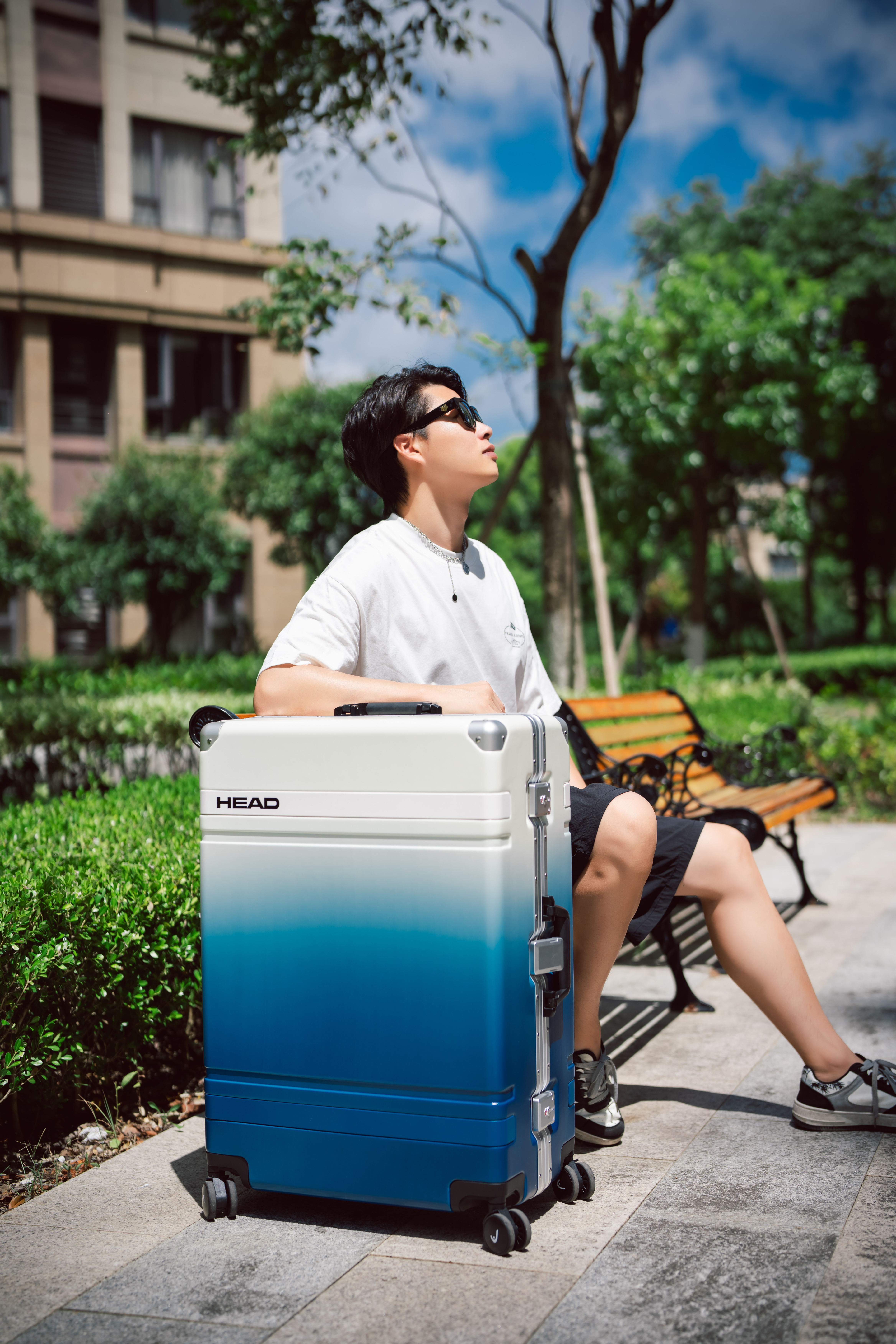 去旅行吧｜旅行博主在用的行李箱长啥样？这两年，脚步未曾停歇每一次启程都充满了新鲜