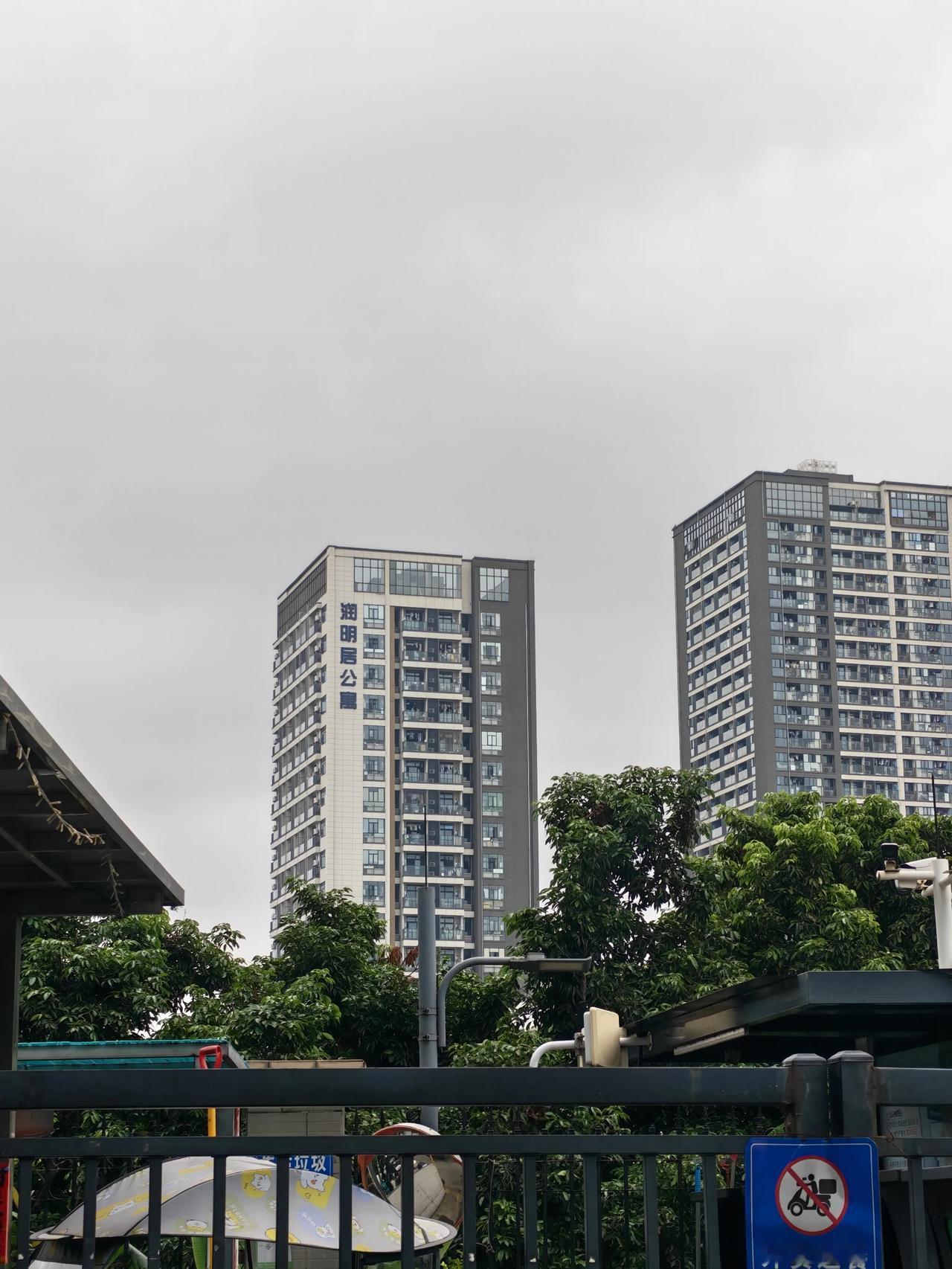 如果你生活在一座城市，就会对这城市的各种规划都是有了一定的习惯，再换到别的城市呢