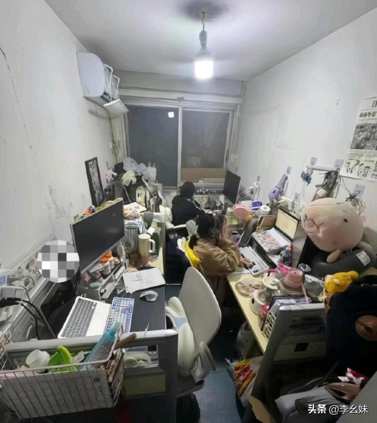 这种办公环境太压抑了，换你，你能待的下去吗？