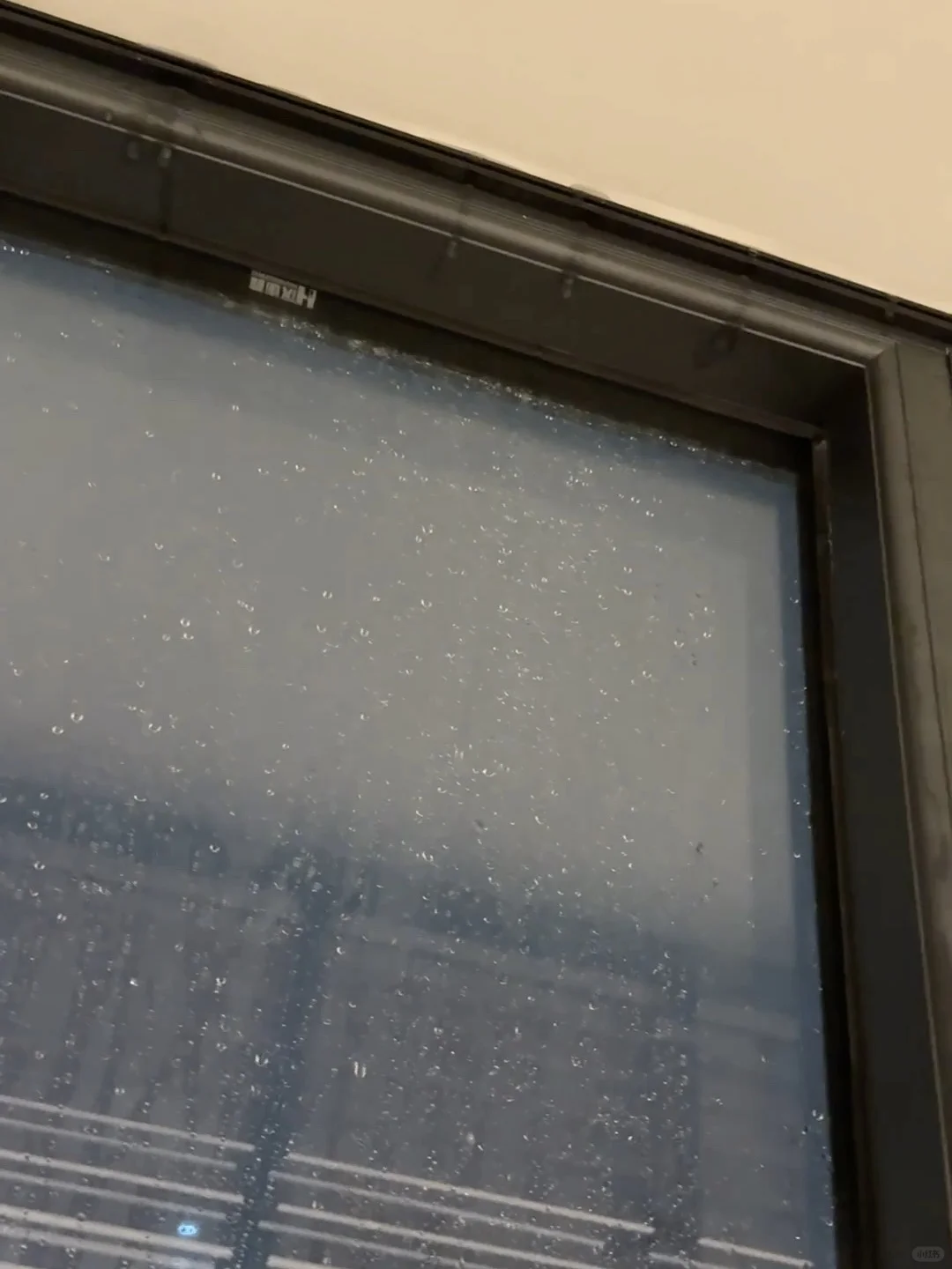 屋漏偏逢连雨，一场大雨毁了一个家…装修踩雷