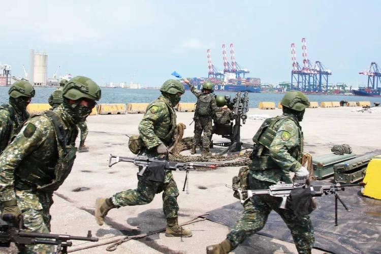 一边暗中勾连台当局参与对台军售，一边还想继续享受中国产业链红利，这样的如意算盘如