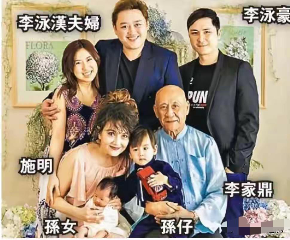 TVB资深配角施明去世，最伤心的人莫过于她的两个双胞胎儿子

她的长子李泳汉，原
