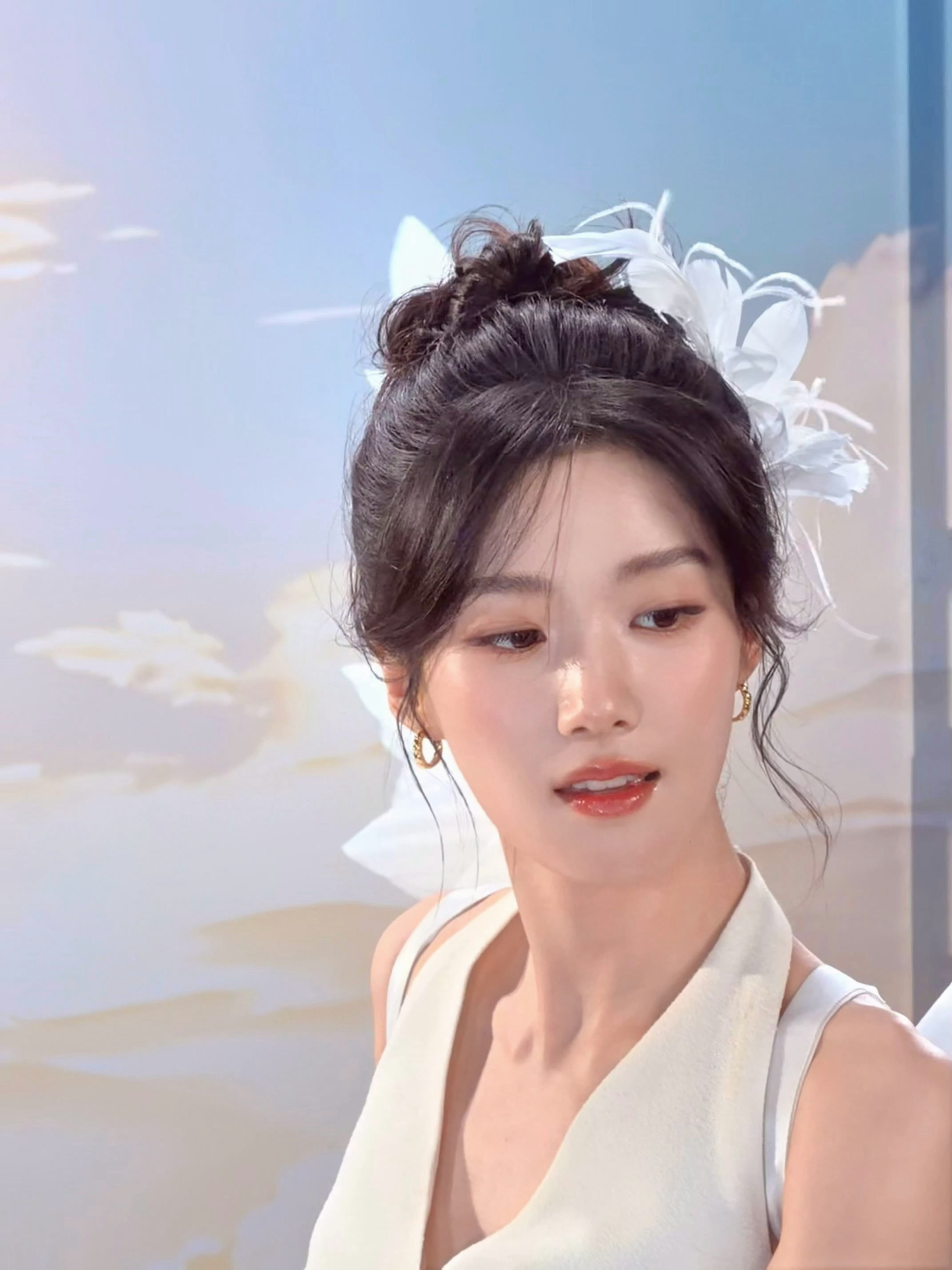 瘦下来的卢昱晓很美哦