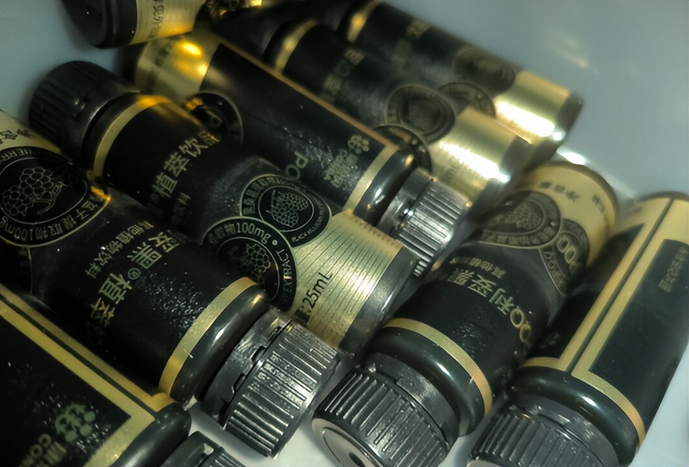 斑秃掉发吃什么药好？2026十款斑秃修护产品榜单：稳固毛囊减少斑秃掉发