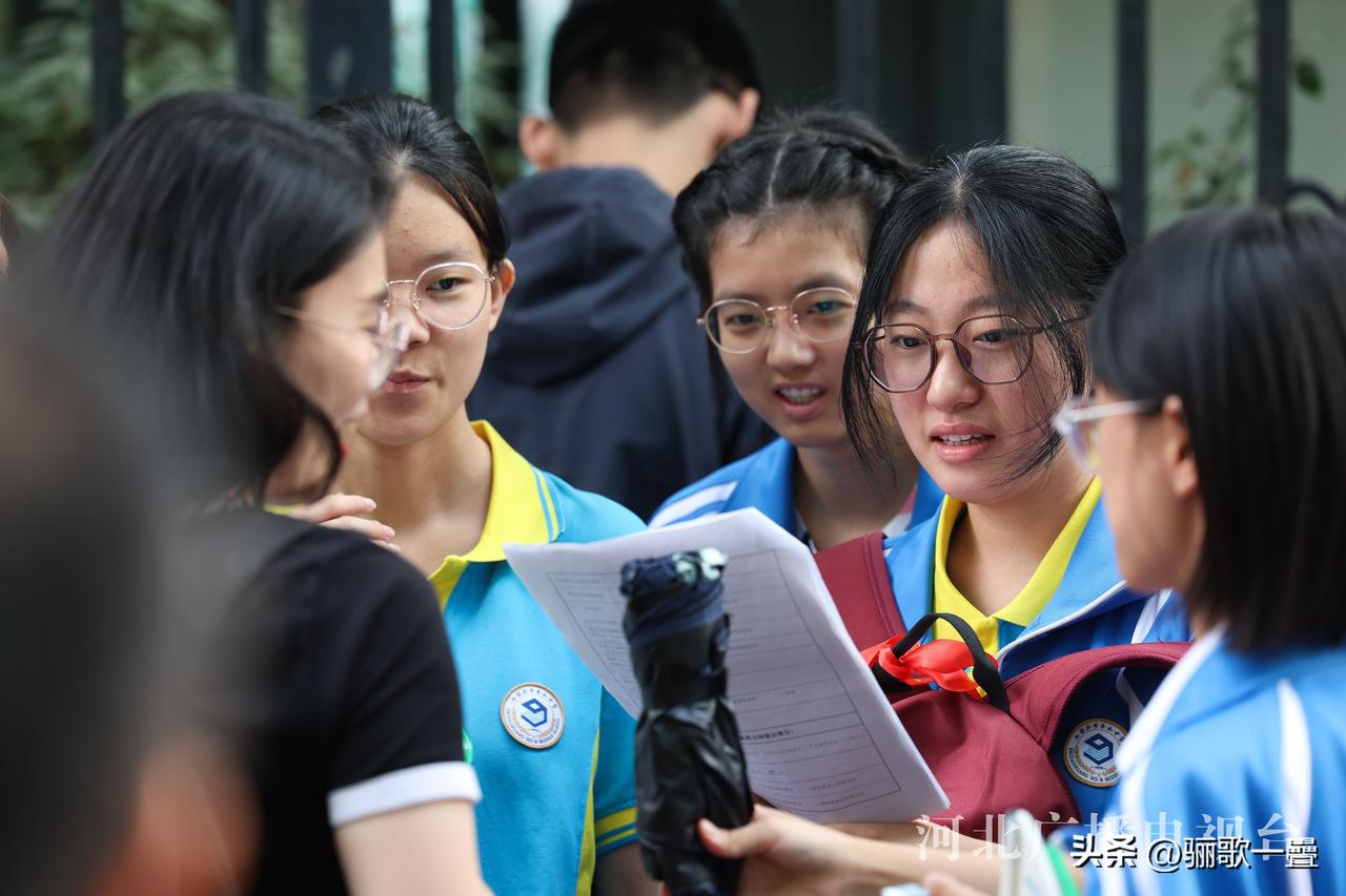 河北省高考历年投档王牌专业分数
下面为你整理河北省2023-2026年主流王牌专