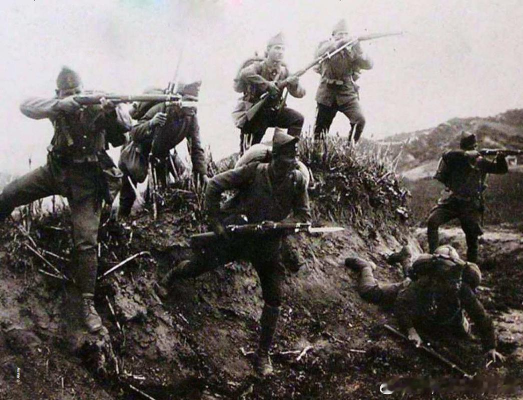 希土战争中希腊步兵在Gediz河附近作战军事历史全触达