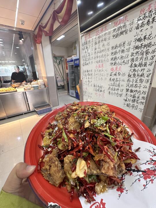 徐州极品！！菜市场旁边的小破店！！！