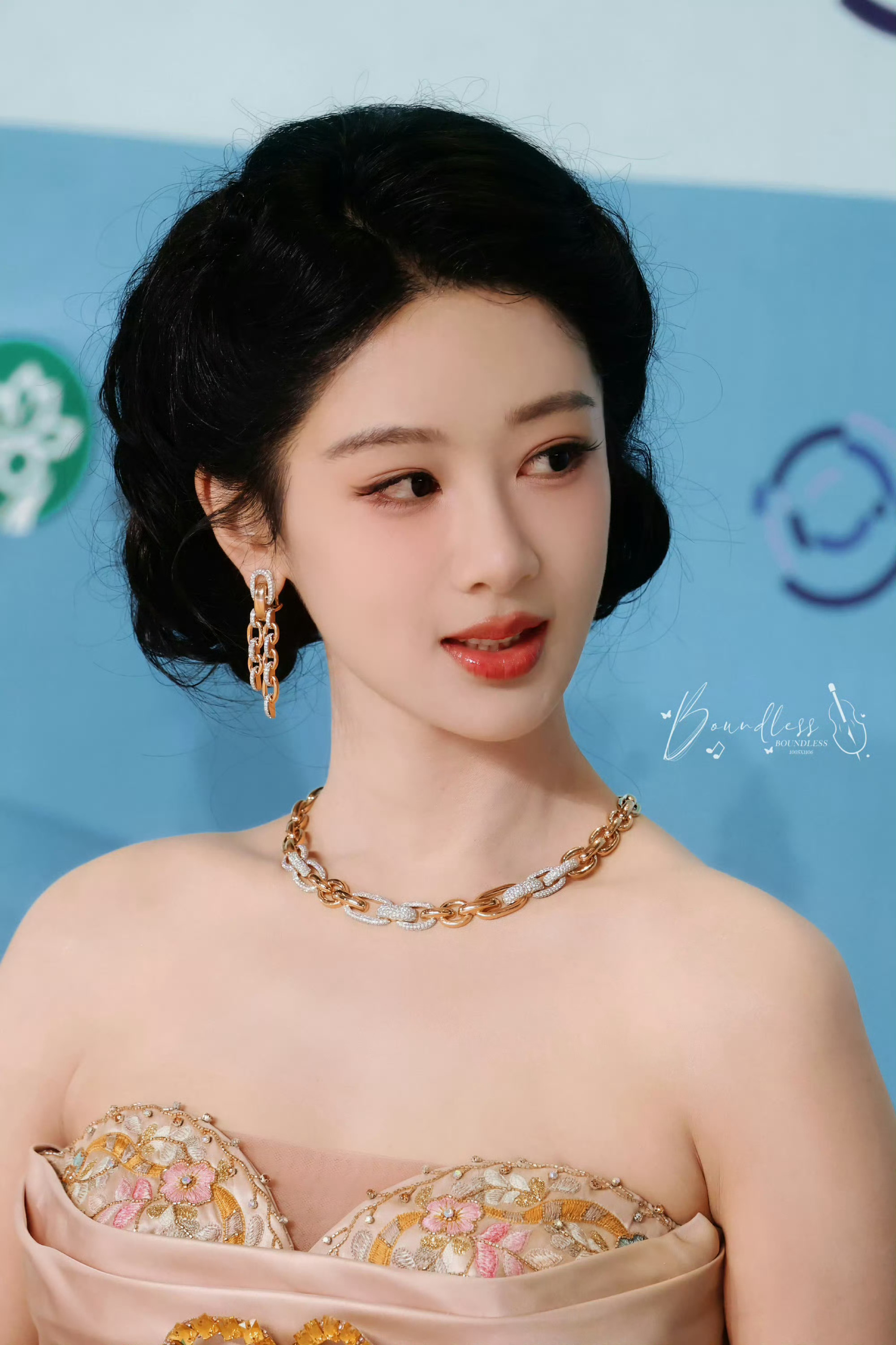 杨紫杨紫李祯 yz杨紫家业 你是我永远无法用语言描述的心动