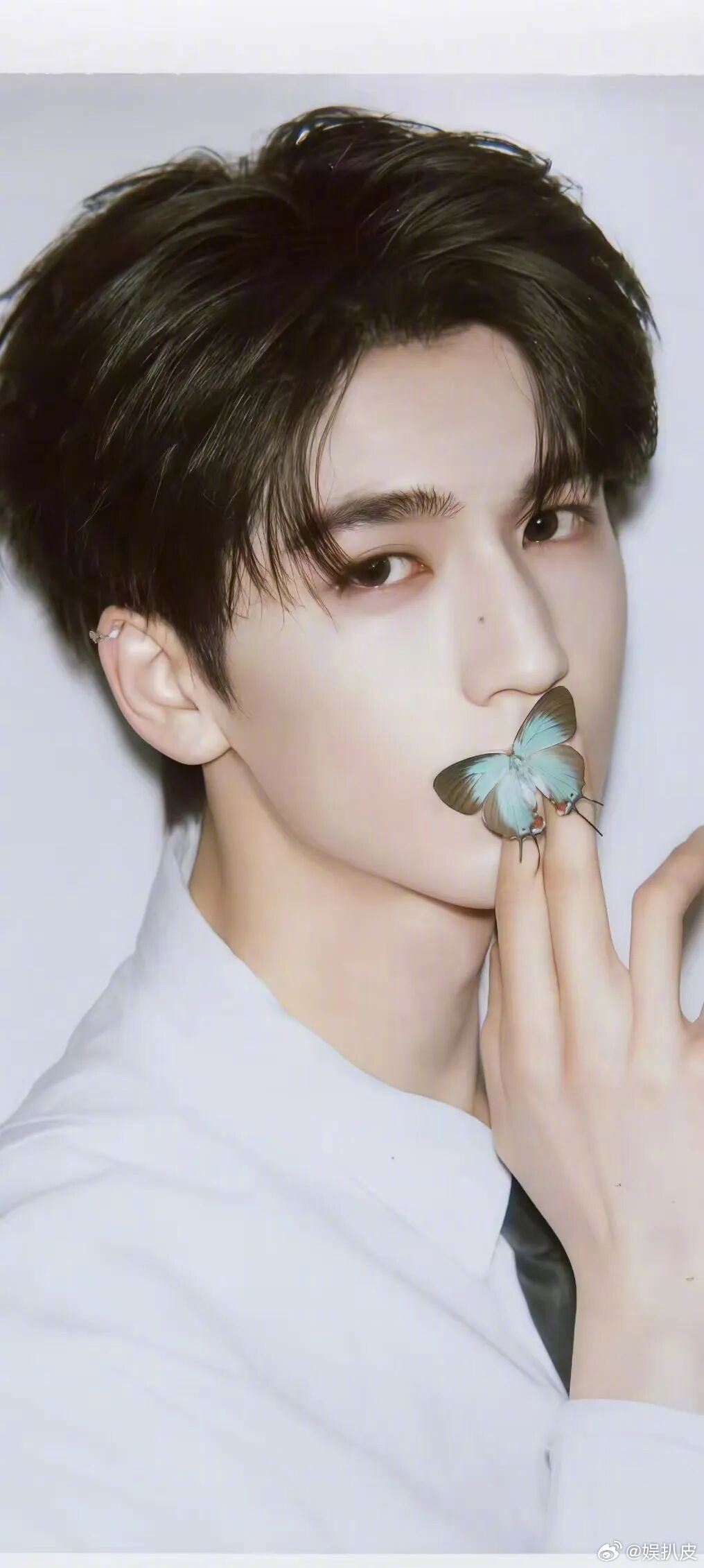 张凌赫凌晨抵达宁波张凌赫行程拉满，无缝衔接；凌晨宁波，继续奔赴下一场热爱。 