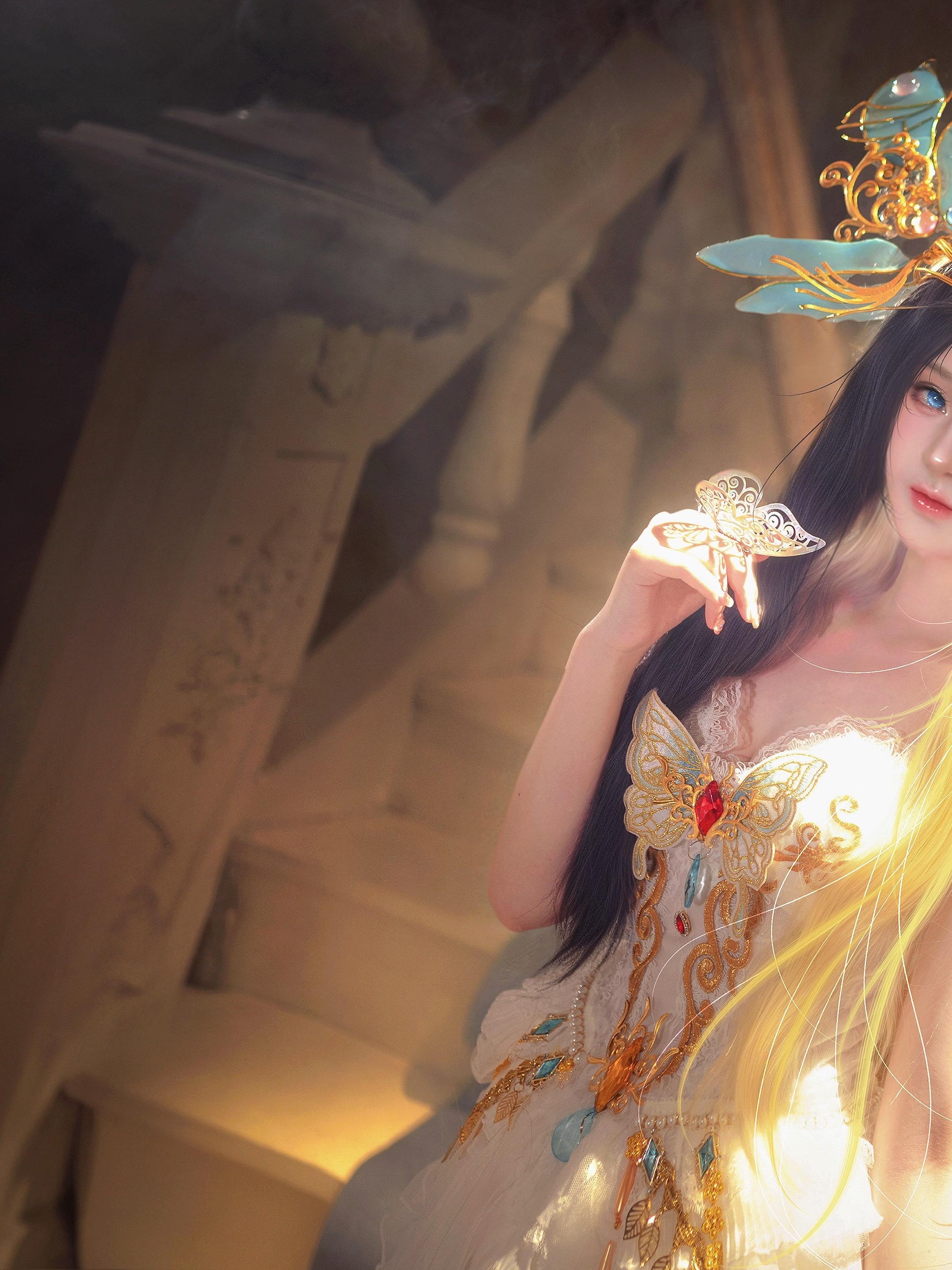 我去白光莹（为啥这次有条缝。）