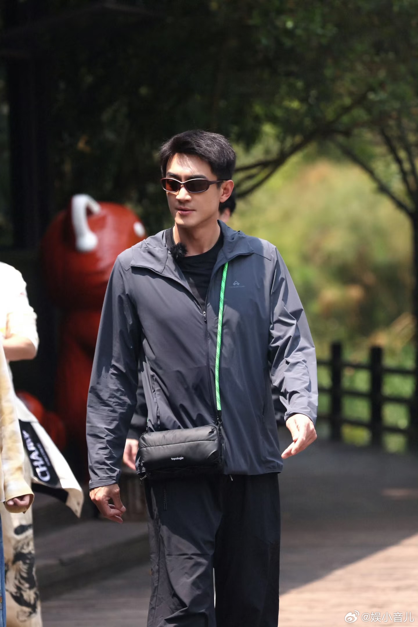 林更新林更新躲得过初一躲不过严浩翔 严浩翔对林更新绝对是真爱（物理）！每次都能精